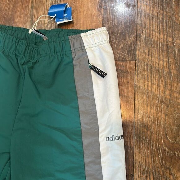 Adidas windows S (4420) NWT - Picture 2 of 6